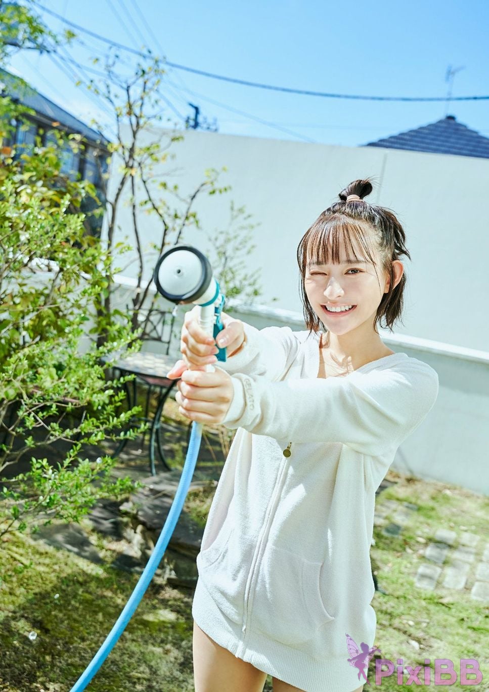 Japanese Idol Kanami Takasaki BUBKA Digital Photo Album When she comes PixiBB (54)